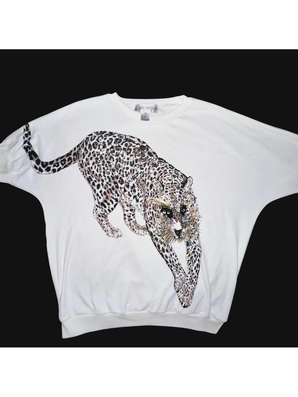 Vintage 80s leopard embellished batwing sweatshirt beaded cheetah graphic banded